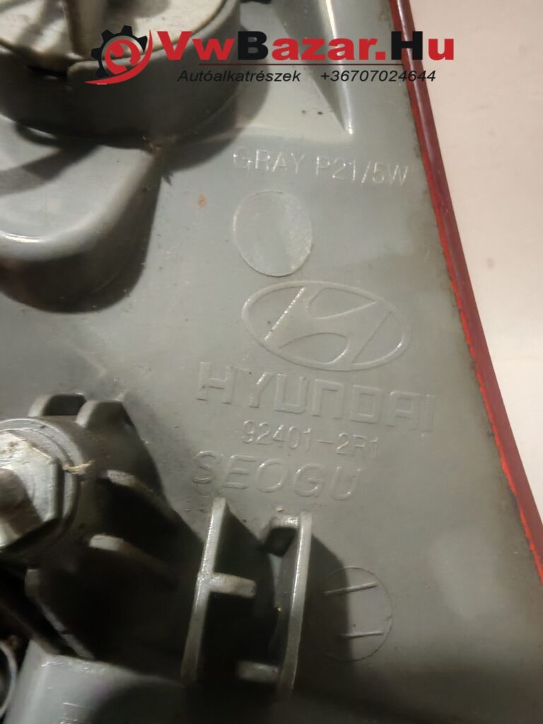 Hátsó lámpa bal HYUNDAI i30 kombi 92401-2R1