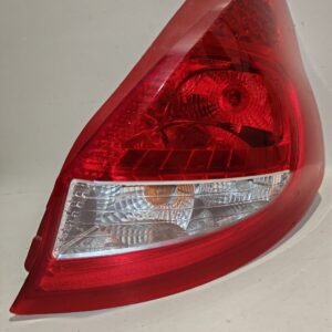 Hátsó lámpa jobb FORD Fiesta 8a61 13404-a