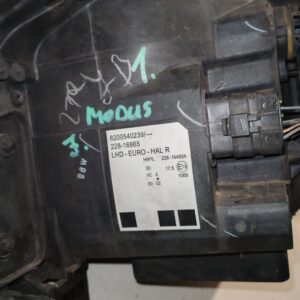 Első fényszóró jobb RENAULT Modus 8200540239