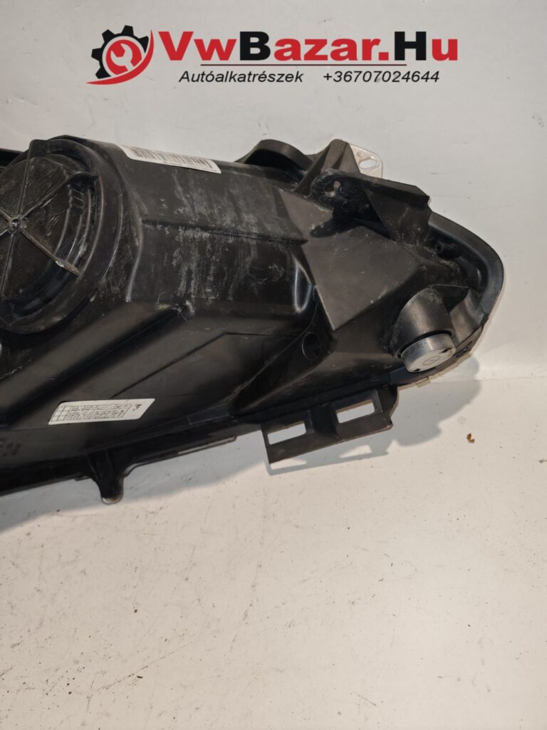 Első fényszóró bal OPEL Corsa D 13186381
