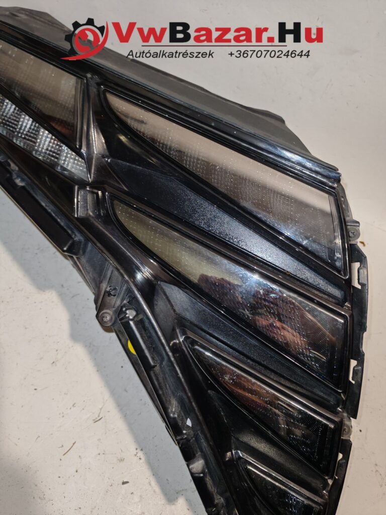 Első fényszóró bal HYUNDAI Tucson 92208n7100