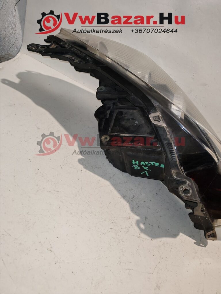 Első fényszóró bal OPEL Astra H xenon 5df009368-20aa