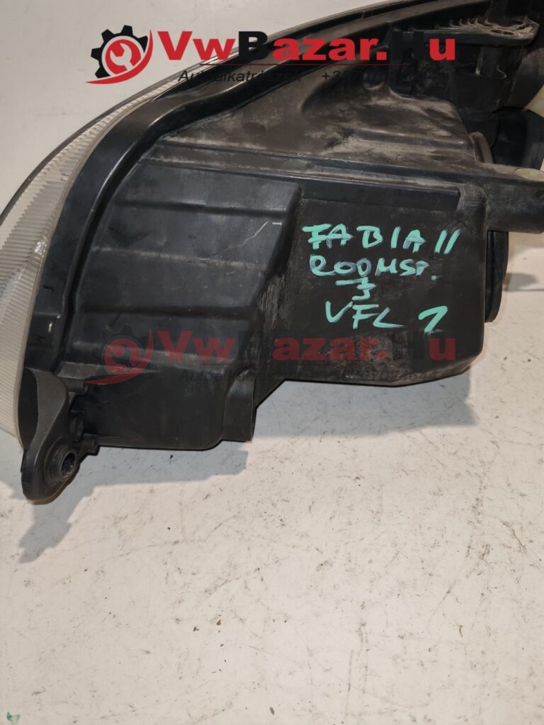 Első fényszóró jobb SKODA Fabia II, Roomster