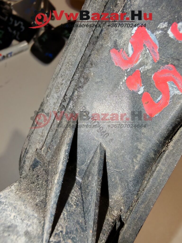 Lámpamosó fedél VW Passat B5.5 jobb fekete 3b0807940a