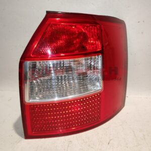 Hátsó lámpa bal AUDI A4 B6 kombi