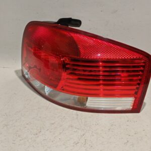 Hátsó lámpa jobb AUDI A3 8P 8p0945096