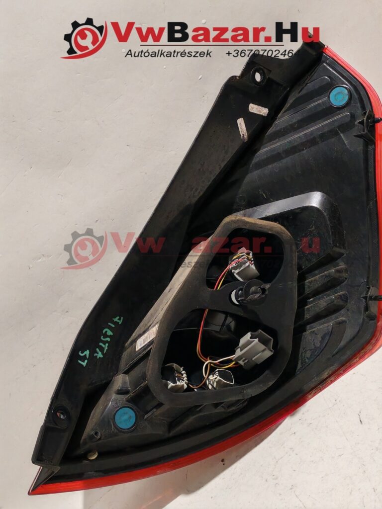 Hátsó lámpa bal FORD Fiesta mk7 1090041