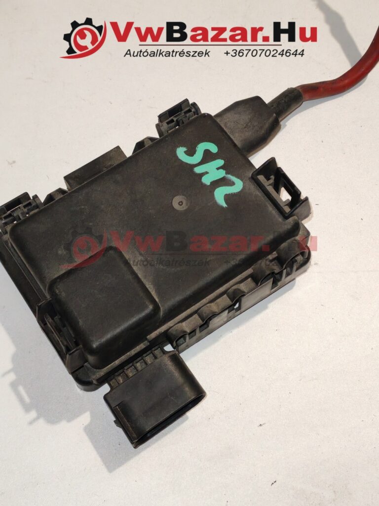 Biztosítéktábla akkumulátornál VW Sharan II