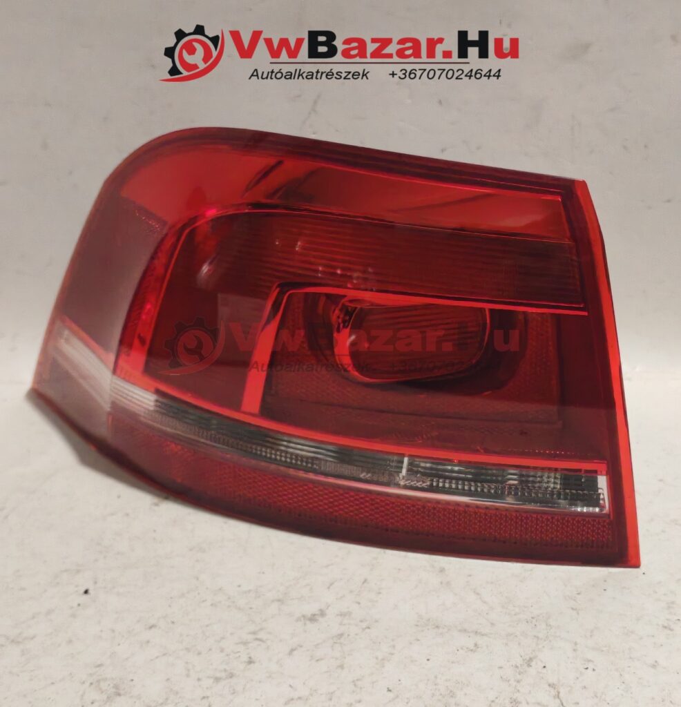 Hátsó lámpa bal VW Passat B7 Kombi 3af945095e