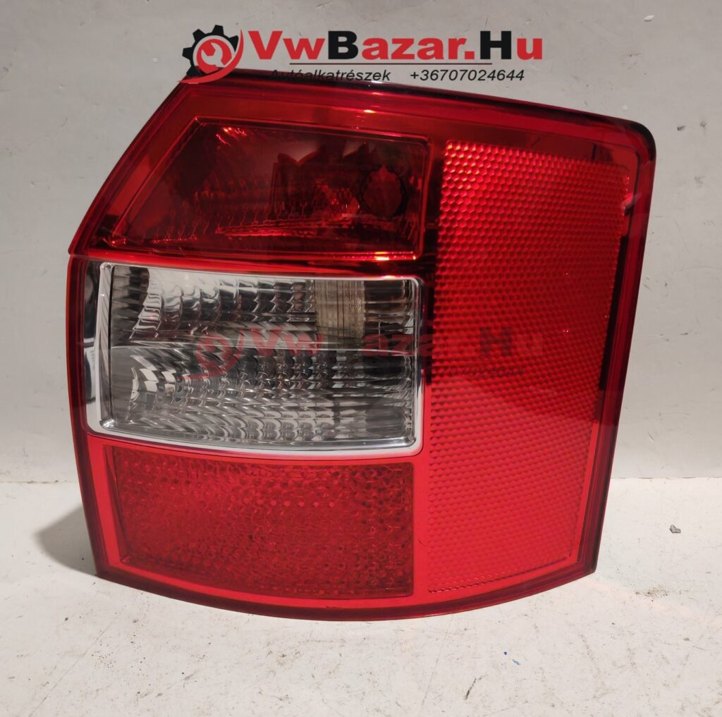 Hátsó lámpa jobb AUDI A4 B6 8e9945096