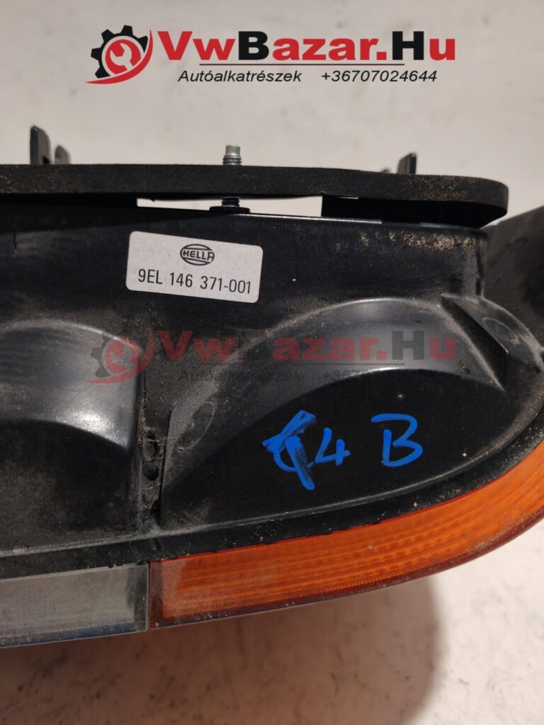 Hátsó lámpa bal VW T4 9EL146371-001