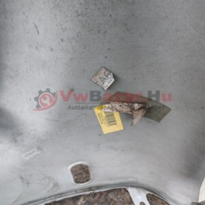 Sárvédő VW Passat B5 jobb fehér utángyártott