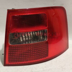Hátsó lámpa jobb AUDI A6 C5 kombi FL 4b9945096f