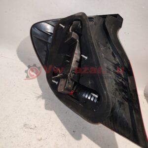 Hátsó lámpa jobb MERCEDES C osztály W203 a2038202664kz