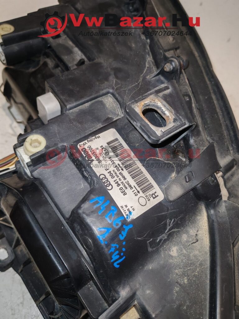 Első fényszóró jobb AUDI A4 B6 8e0941004f