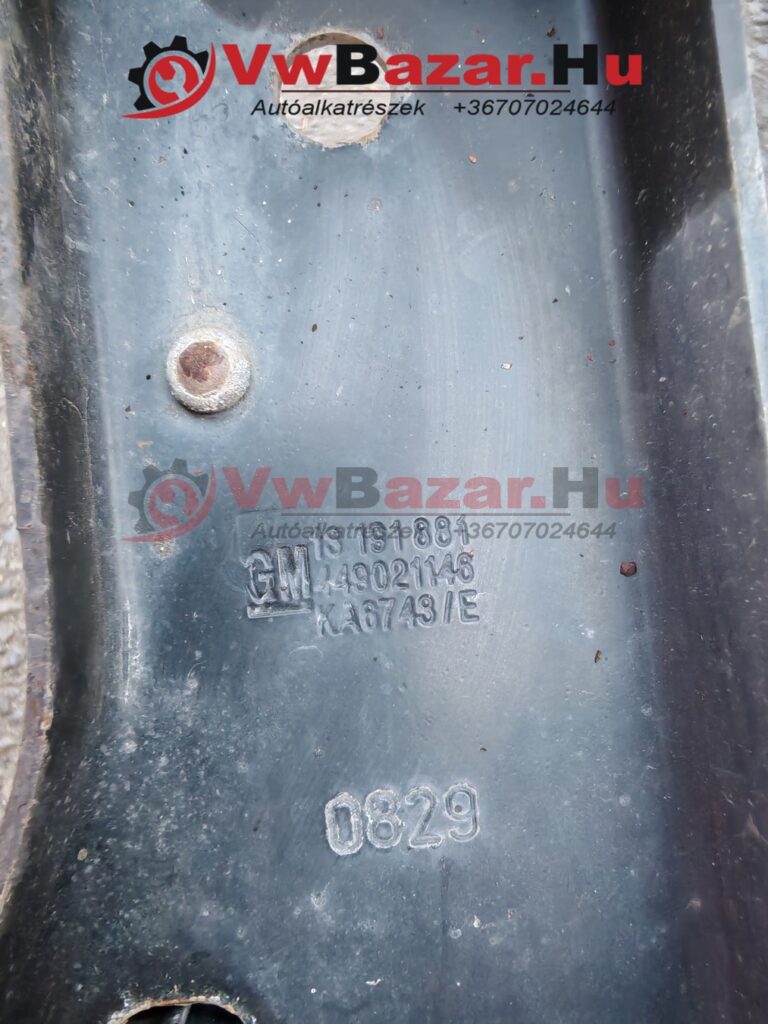 Homlokfal, zárhíd OPEL CORSA D 13191106