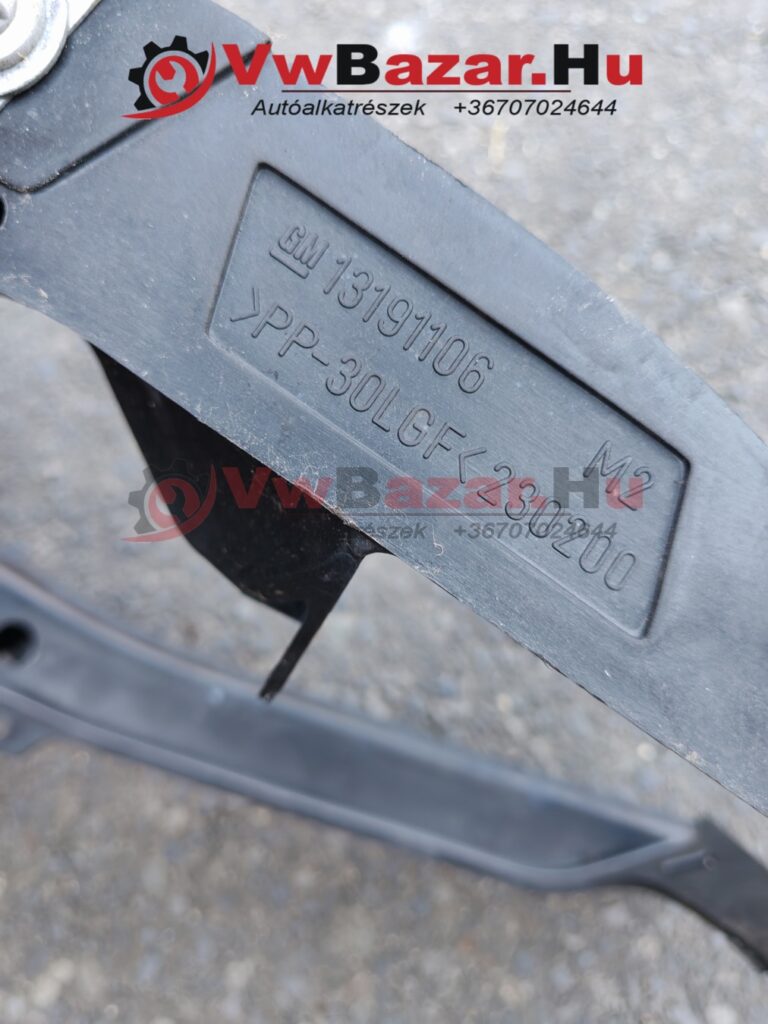Homlokfal, zárhíd OPEL CORSA D 13191106